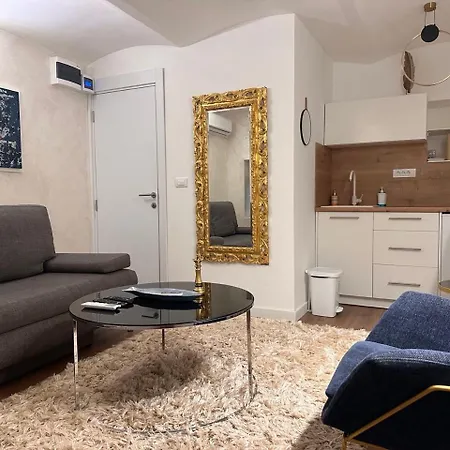 Garden In Apartment